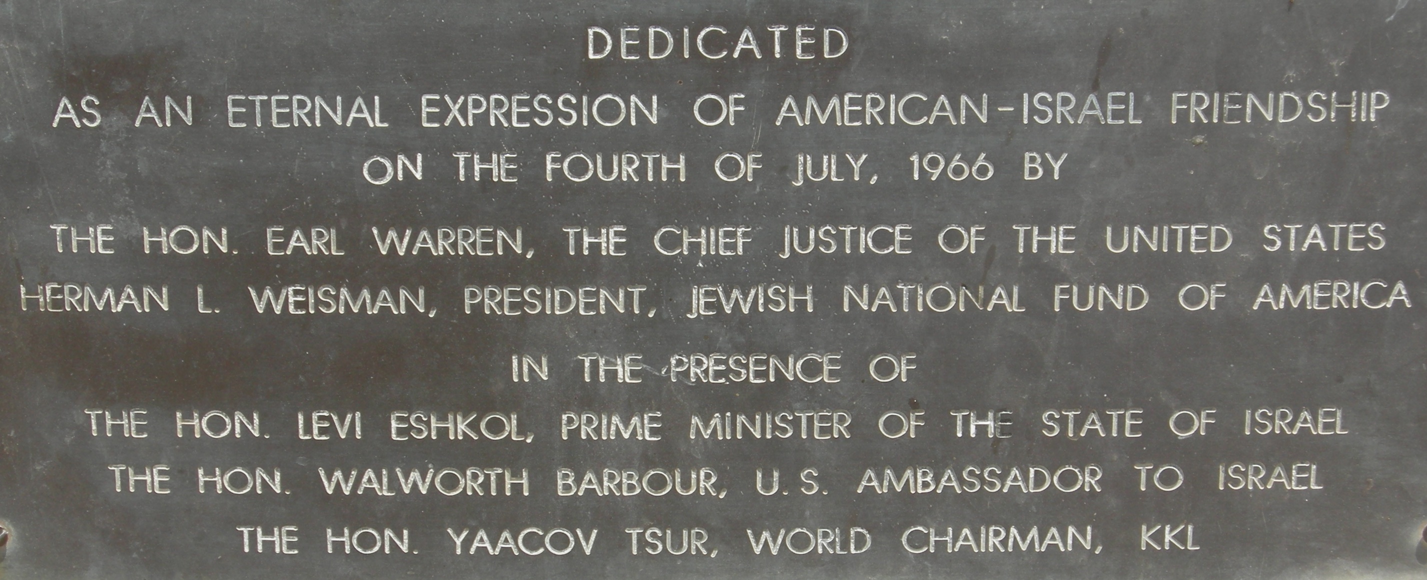 Yad_Kennedy_Plaque