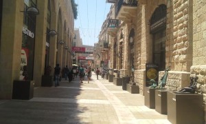 mamilla1